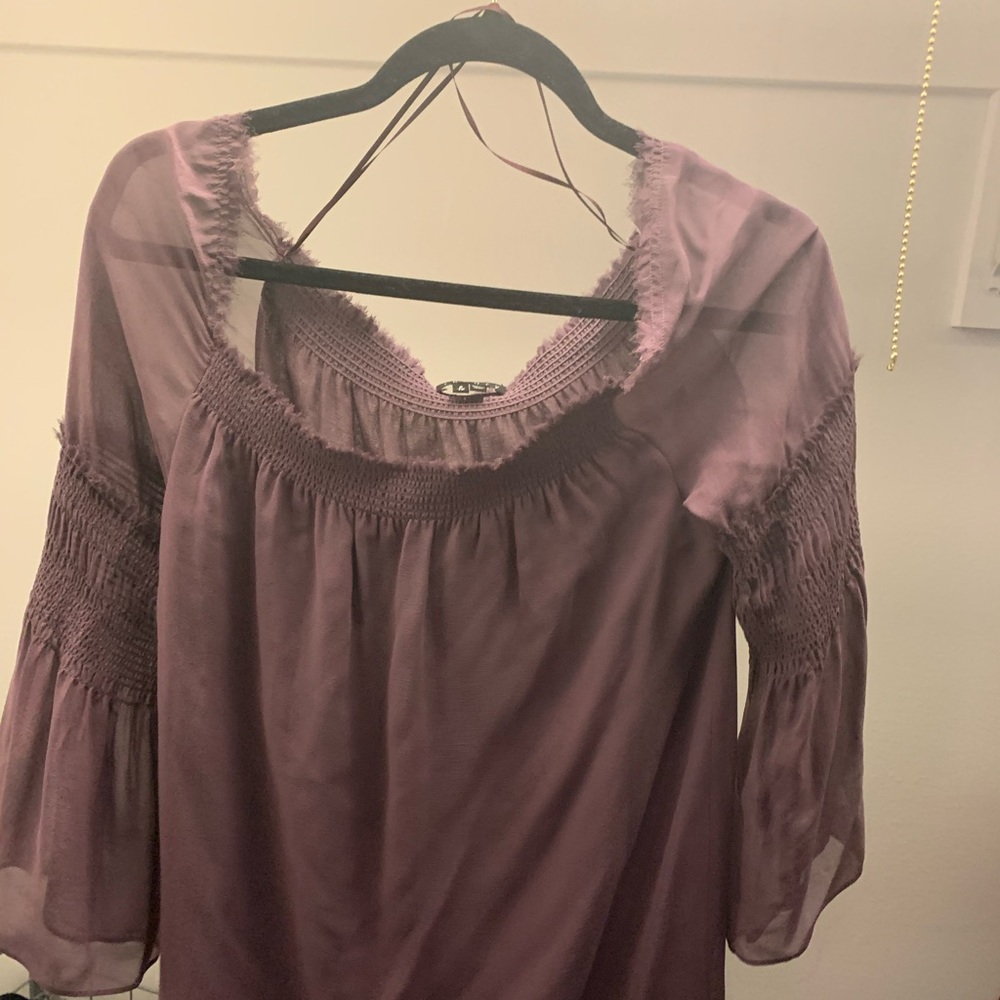 Theory purple plum colored stylish women’s top.